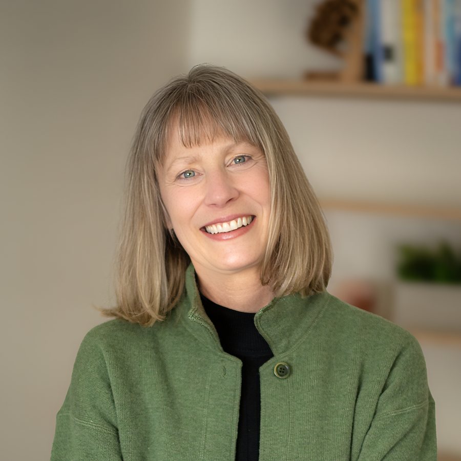 Portrait of Laurie Johnson